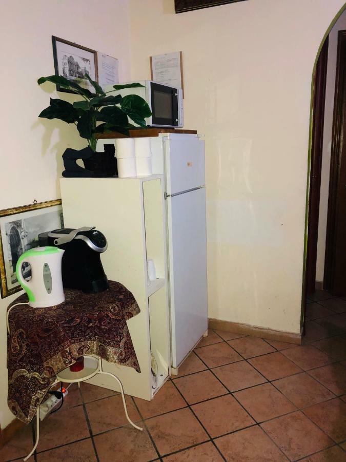 Parisa Suite Rome Bagian luar foto