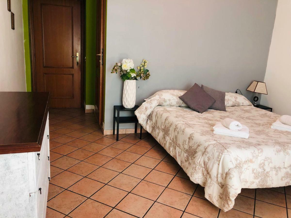Parisa Suite Rome Bagian luar foto