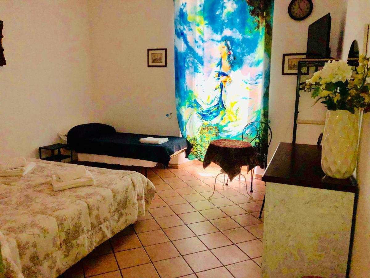 Parisa Suite Rome Bagian luar foto