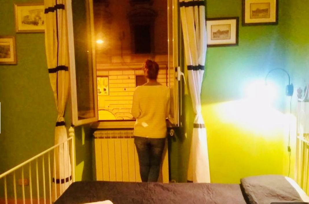 Parisa Suite Rome Bagian luar foto