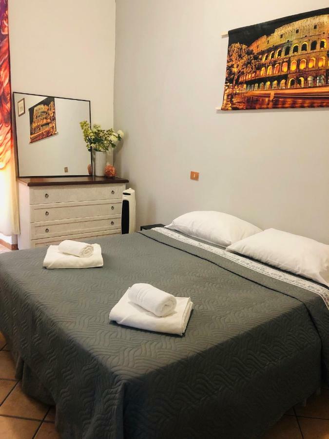 Parisa Suite Rome Bagian luar foto